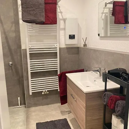 Apartamento Luxurioese Loft Mit Garten Naehe Duesseldorf Messe