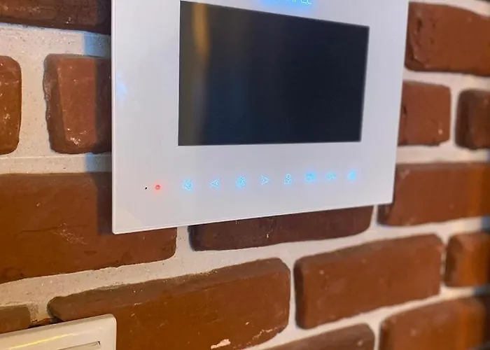 Апартаменты Luxurioese Loft Mit Garten Naehe Duesseldorf Messe